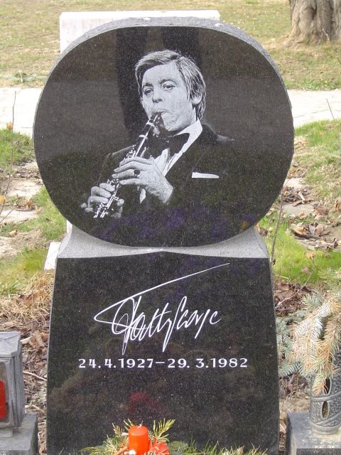 3-Hour Walking Tour of Vienna Central Cemetery - The 3-hour walk: what you’ll actually see and understand
