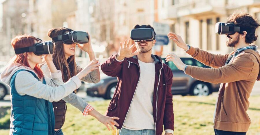3D Salzburg: Unique VR-Tour - The VR Setup That Can Make or Break Your Experience (TimeTour + Phone)