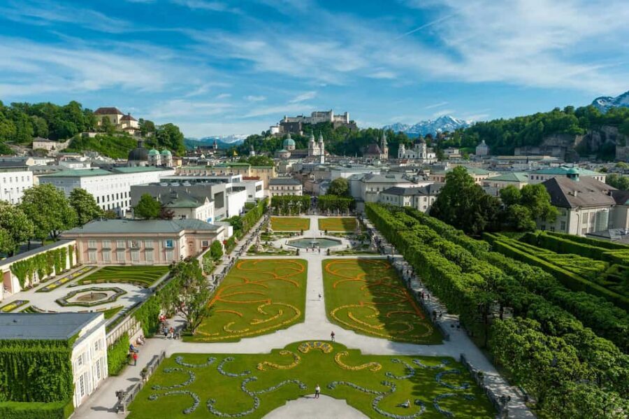 Alpine Beauty & Fairytale Towns: Hallstatt & Salzburg Tour - Pacing, walking, and comfort tips that actually matter