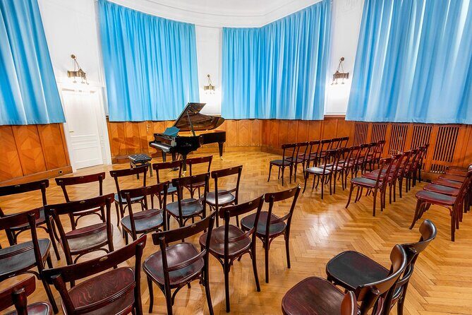Amadeus Concerts at Ehrbarsaal - Viennas hidden gem - The host, the stories, and the English help that makes it easy to follow