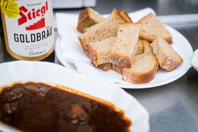 Authentic Vienna Food Tour inc. lunch, street food, 3 drinks - Favoriten lunch: a real sit-down break in a local neighborhood
