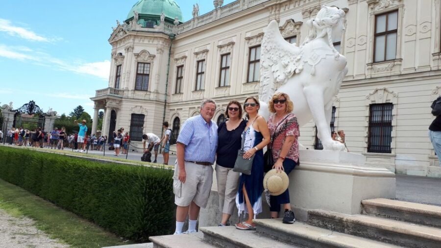 Belvedere Palace & Museum Tour - Belvedere Palace in 150 Minutes: what this tour really covers