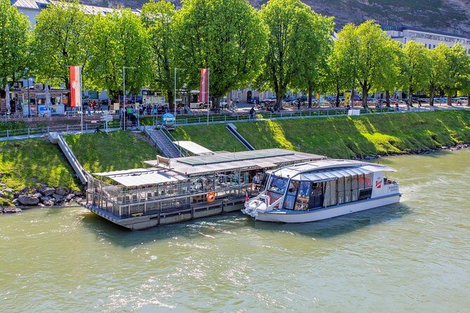 Best of Mozart Concert at Fortress Hohensalzburg with River Cruise - Getting to Festung Hohensalzburg by funicular (and why it matters)