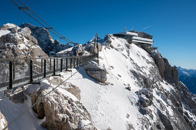 Breathtaking Mountains in One Day Trip from Vienna to Dachstein - The gondola moment: climbing fast to Dachstein’s high altitude