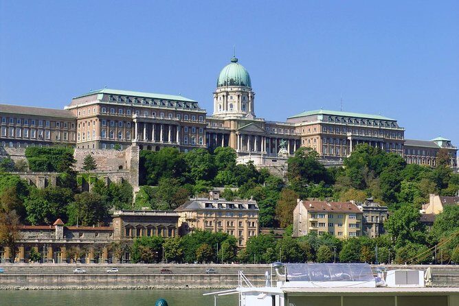 Budapest private day trip from Vienna - Citadella on Gellert Hill: short stop, big panoramas
