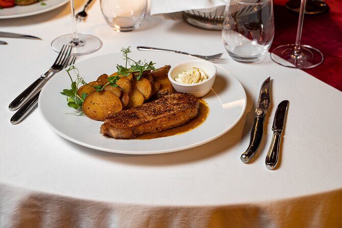Burlesque Dinner Club The ultimate dinner club experience - Price and Value: What $34.81 Buys You in Vienna