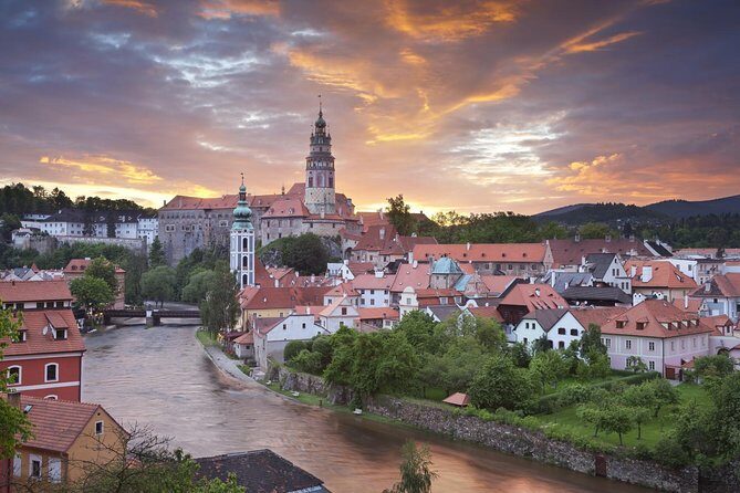 Cesky Krumlov Small-Group Day Trip from Vienna - Why This Day Trip Feels More Than a Bus Tour (Max 8 People)