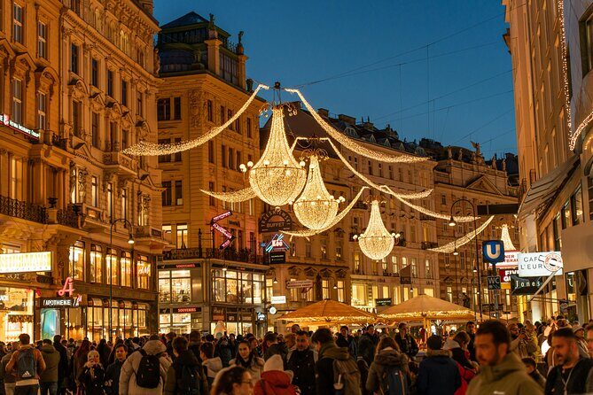 Christmas in Vienna - Private Walking Tour with Glühwein Mug - Graben and Kohlmarkt: Overhead Crystal Lights for a Quick, Elegant Stroll