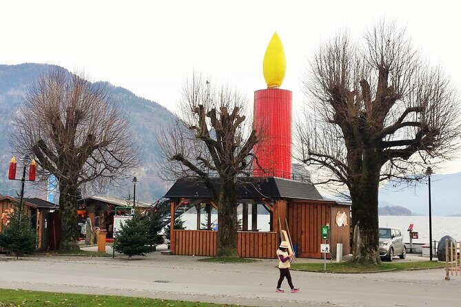 Christmas Markets Tour with St.Gilgen + St.Wolfgang + Hallstatt - St. Gilgen Christmas Market on Wolfgangsee: Quick Strolls and Lake Atmosphere