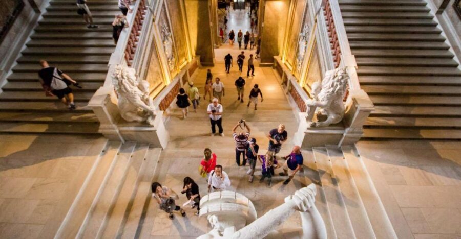 Combo Ticket: Kunsthistorisches Museum & Imperial Treasury - A smart Vienna combo for art and royal jewelry