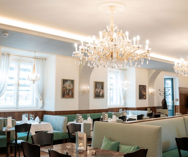 Culinary evening at the Gerstner K. u. K. Hofzuckerbäcker - The Meal Format: A 2-Hour, 3-Course Vienna Script