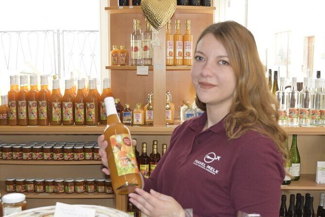 Culinary tour in Melk - Apricot specialties: liqueurs and schnapps as the Wachau signature