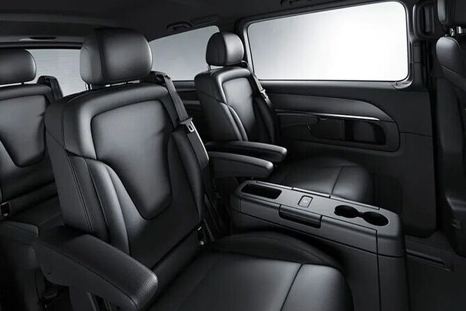 Departure by Private Minivan from Vienna to Vienna Airport VIE - The Car You’ll Ride: MB Vito Class and Room for Real Luggage