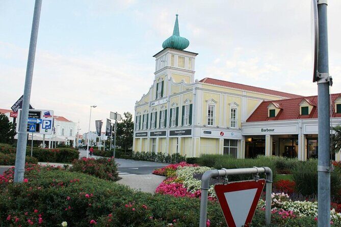 Designer Outlet Parndorf Return Shuttle Bus from Vienna - Timing rules: your departure chooses your return clock