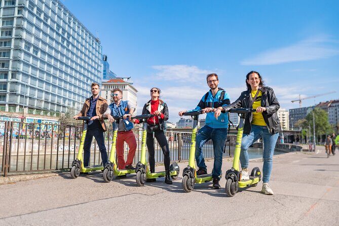 E-Scooter Tour through amazing Vienna! - The Included E-Scooter Experience (And the Helmet Question)