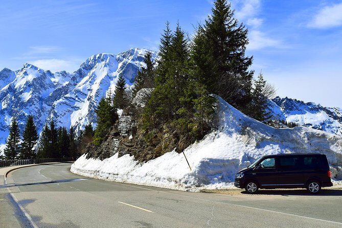 Eagle's Nest, Berchtesgaden and Ramsau with famous church and lake - Schloss Berchtesgaden and Town Time: A Lunch-Friendly Break That Doesn’t Feel Rushed
