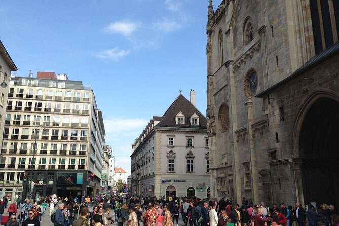 eBike Vienna 90min guided tour - use ebike for the whole day - E-Bike Comfort: Great Assist, But Know the Bike’s Feel