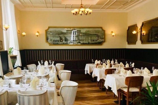 Evening at Schönbrunn Palace Vienna: 3-course Dinner and Concert - Price and logistics: is $122.54 per person good value?