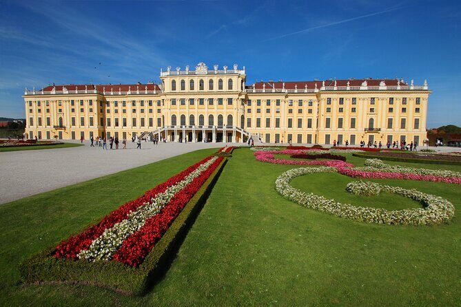 Exciting history tour and discovery of Vienna's secrets - Schottenstift, Volksgarten, and the Greek Orthodox church stops