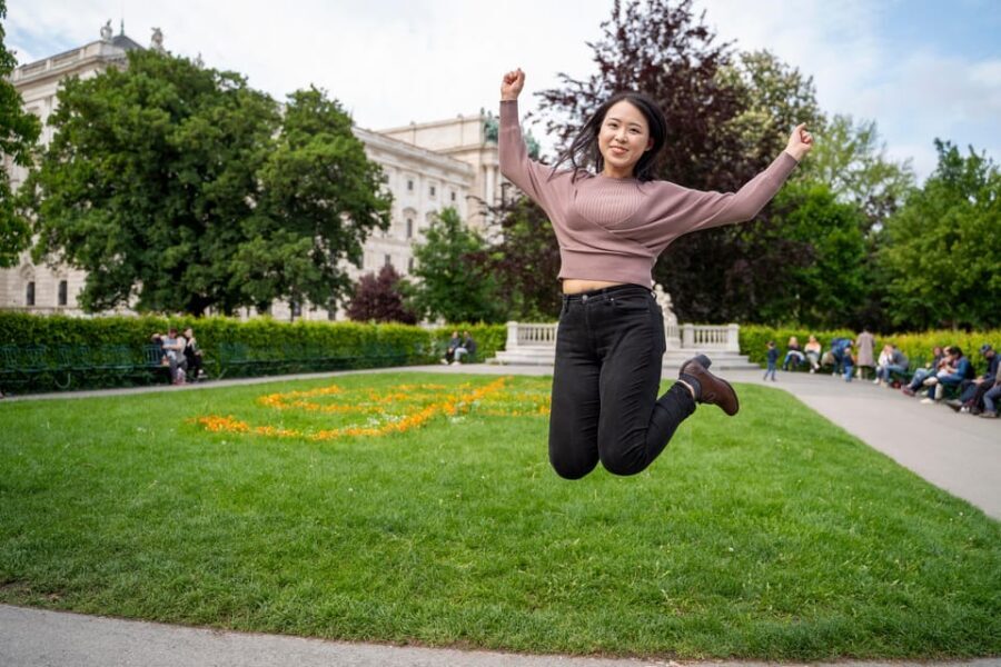 Exclusive Vienna Photography Session and City tour - Should You Book This Vienna Exclusive Photography Session?