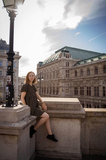 Exclusive Vienna Photography Session and City tour - The 90-Minute Route: Karlskirche, Opera, Albertina, Hofburg, Parliament, Graben, St. Stephen’s