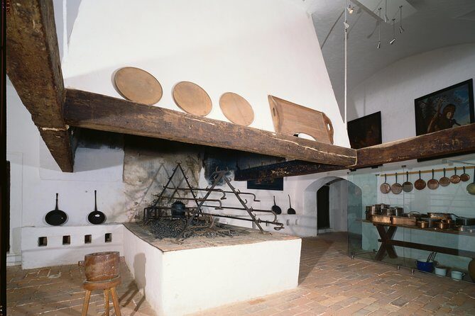Forchtenstein Castle Guided Tour - The Esterházy collection story you’ll actually remember