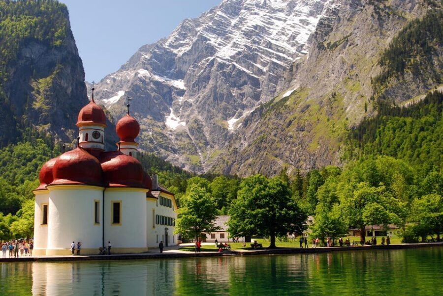From Munich: Eagle's Nest, Königssee & Salzburg Private Tour - FAQ