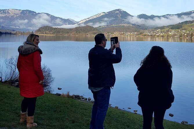From Prague: Private Hallstatt Alps Day Trip with Lakeside Picnic - The Prague Morning: Pickup Timing and What to Expect