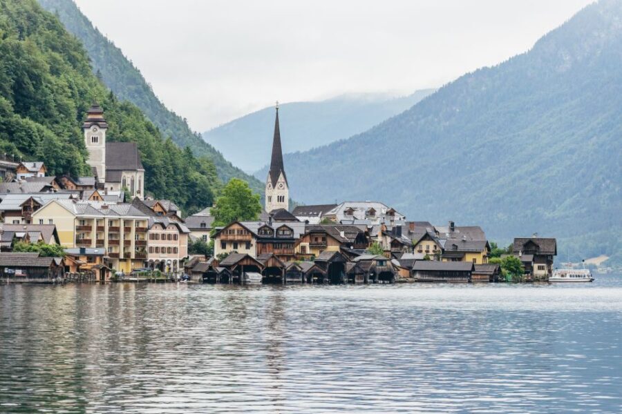 From Salzburg: Half-Day Tour to Hallstatt - Lake walk and the classic Hallstatt views you should prioritize
