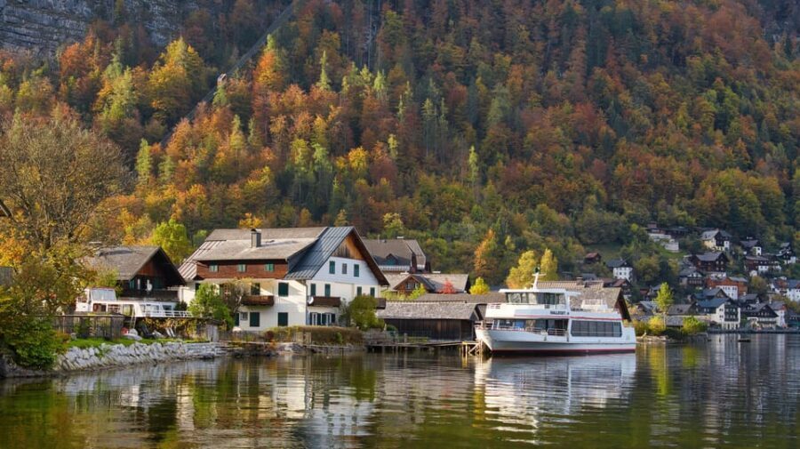 From Salzburg: Hallstatt, St.Gilgen & St. Wolfgang Day Trip - St. Wolfgang: a short stop that actually feels like a town, not a drive-by