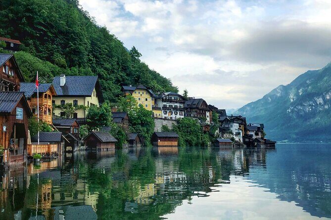 From Salzburg: Private Day Trip to Hallstatt with St. Gilgen - Hallstatt in real time: using 3 hours to match your style