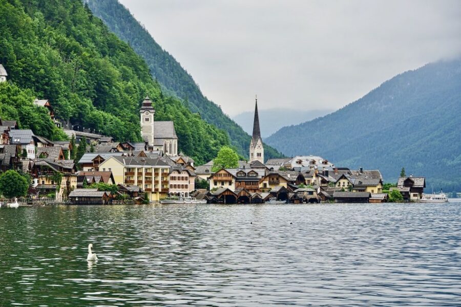 From Vienna: Hallstatt Day Trip with Hotel Pickup - Driver Commentary Turns the Ride into Real Context (Rene’s punctuality stands out)