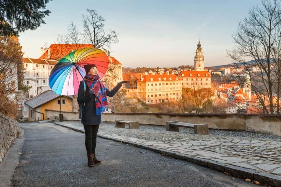 From Vienna: Prague City Guided Tour With Hotel Pickup - Pacing in Prague: The 4-Hour Window and How to Use It