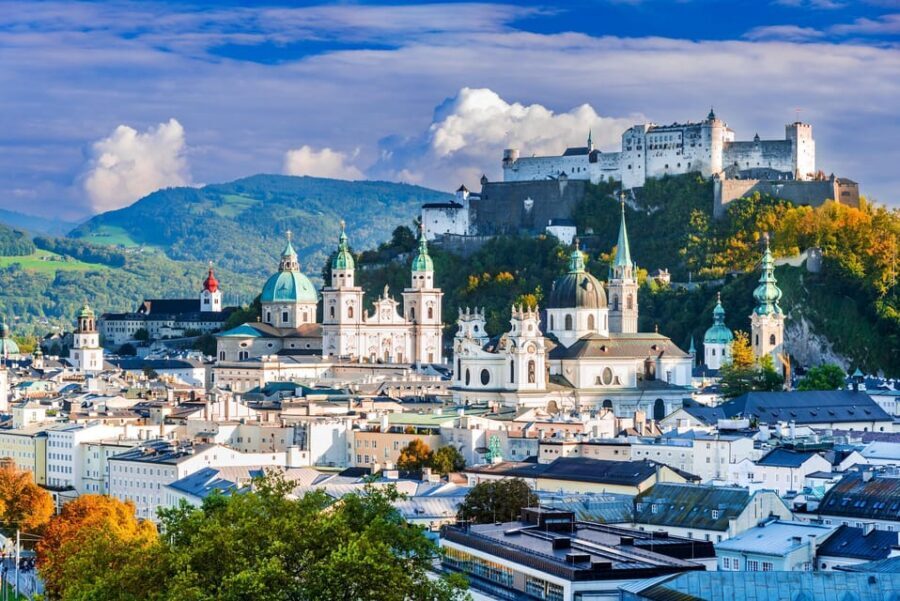 From Vienna: private day trip to Hallstatt and Salzburg - Key Things That Make This Trip Work