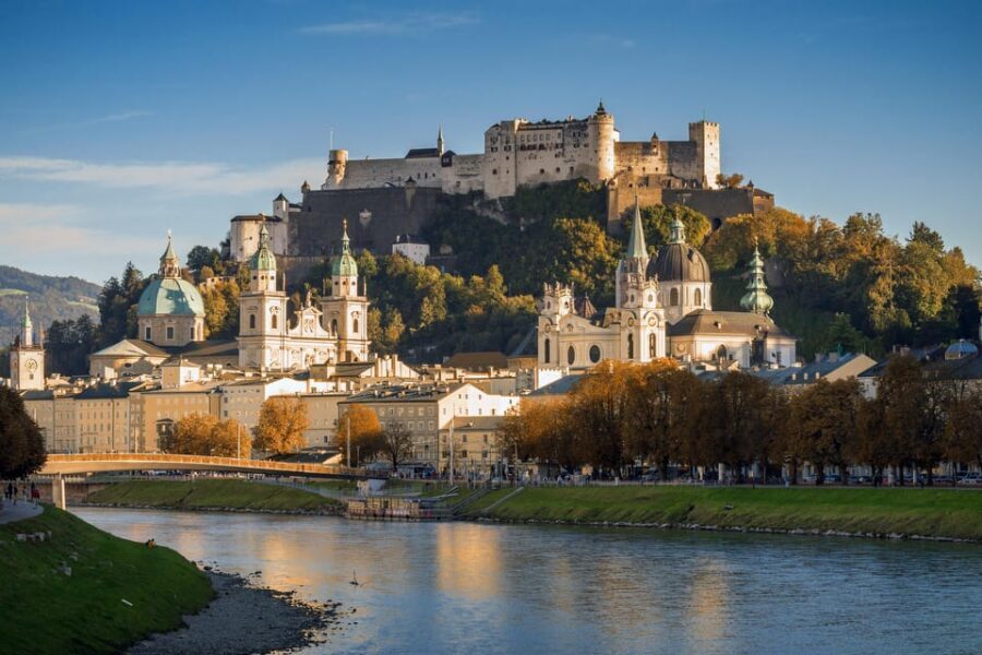 From Vienna: private day trip to Hallstatt and Salzburg - From Vienna: Your Day Starts Easy, Then Turns Into Real Road Time