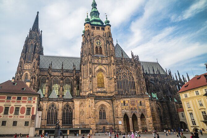 From Vienna to Prague Full Day Trip - Key highlights worth circling