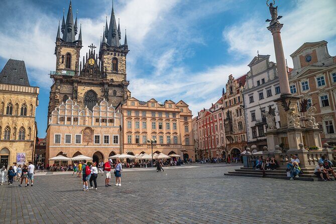 From Vienna to Prague Full Day Trip - Charles Bridge: plan your walking like a pro