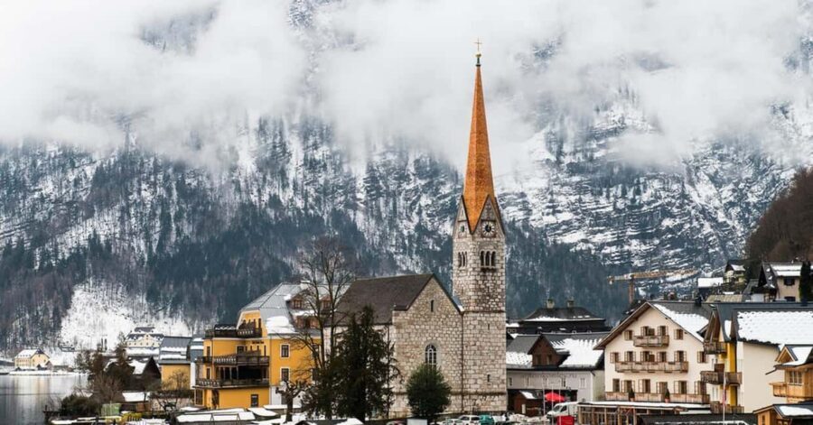 From Vienna: Traunkirchen, Hallstatt & Salzburg Day Trip - A 14-hour day that stays comfortable in a Mercedes van