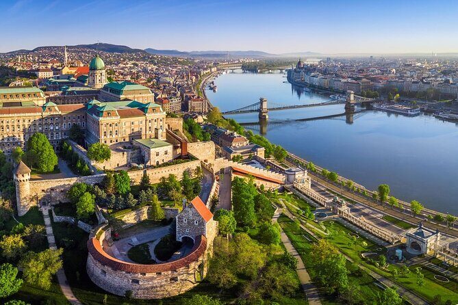 Full-Day Private Trip from Vienna to Budapest - Castle District highlights: Matthias Church and Fishermen’s Bastion