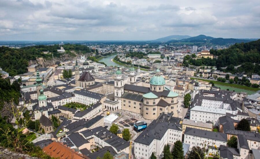 Full-Day Private Trip from Vienna to Salzburg - The morning drive: about three hours of road time you can plan around