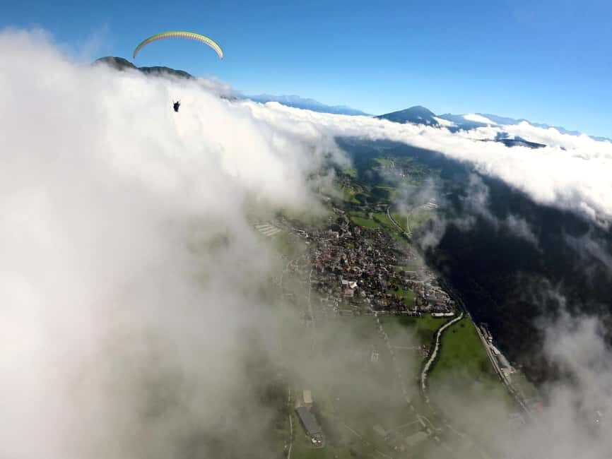 Fulpmes Schlick2000 - Winter Tandem Paragliding Flight - From Briefing to Lift-Off: What That First Moment Feels Like