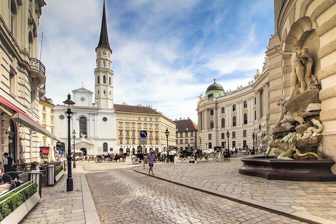 Gems of Vienna-Tour - Roman-era traces you can spot without a museum day