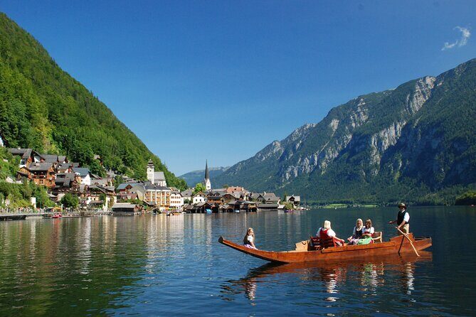 Guided excursion to Hallstatt in the Salzkammergut from Vienna - Key highlights at a glance