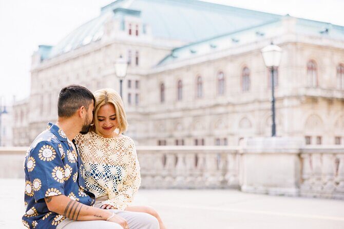 Guided Photoshoot Experience in Wien - Entering Vienna Through a 50-Minute Photo Walk