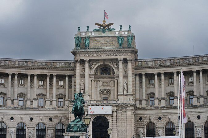 Guided Walking Tour of Vienna City Center Highlights - Pacing, groups, and what to bring