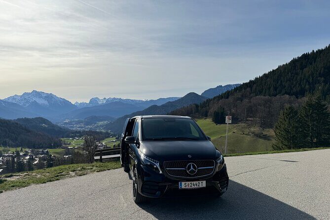 Hallstatt and Saint Wolfgang Full Day Private Tour from Salzburg - The Scenic Warm-Up Stops: Rosewood Schloss Fuschl and St Gilgen Mozartplatz