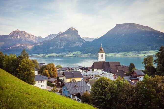 Hallstatt Highlights Private Full-Day Tour from Salzburg - Why St. Gilgen and Hallstatt feel like a perfect couple