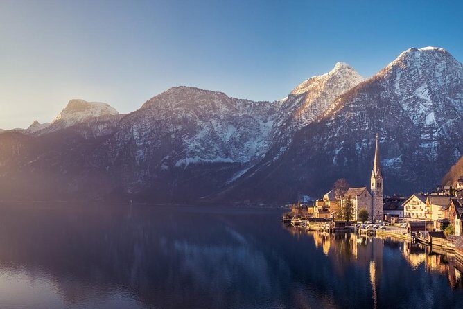 Hallstatt Small-Group Day Trip from Vienna - Lake Attersee: where the first photos set the tone