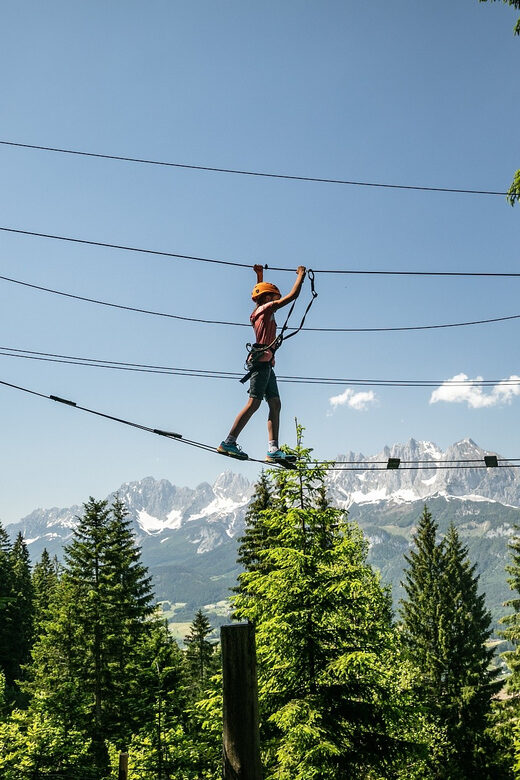Hornpark - High Ropes Course - Mandatory Gear: Sportswear, Shoes, and the Gloves Rule