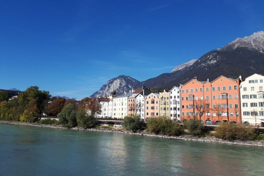 Innsbruck: Express Walk with a Local in 60 minutes - Dom St. Jakob: A Landmark That Changes the Mood